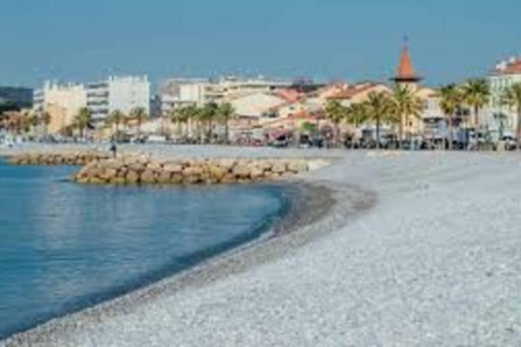 Aiguesmarines Apartment Cagnes-sur-Mer Bagian luar foto