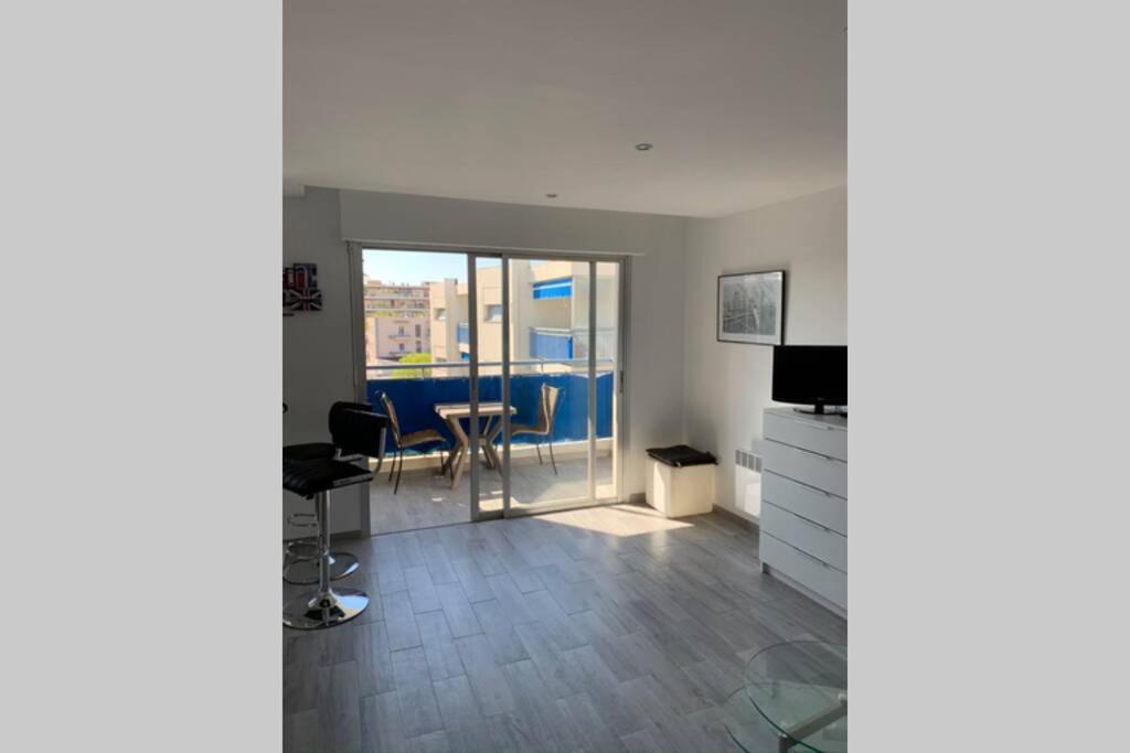Aiguesmarines Apartment Cagnes-sur-Mer Bagian luar foto