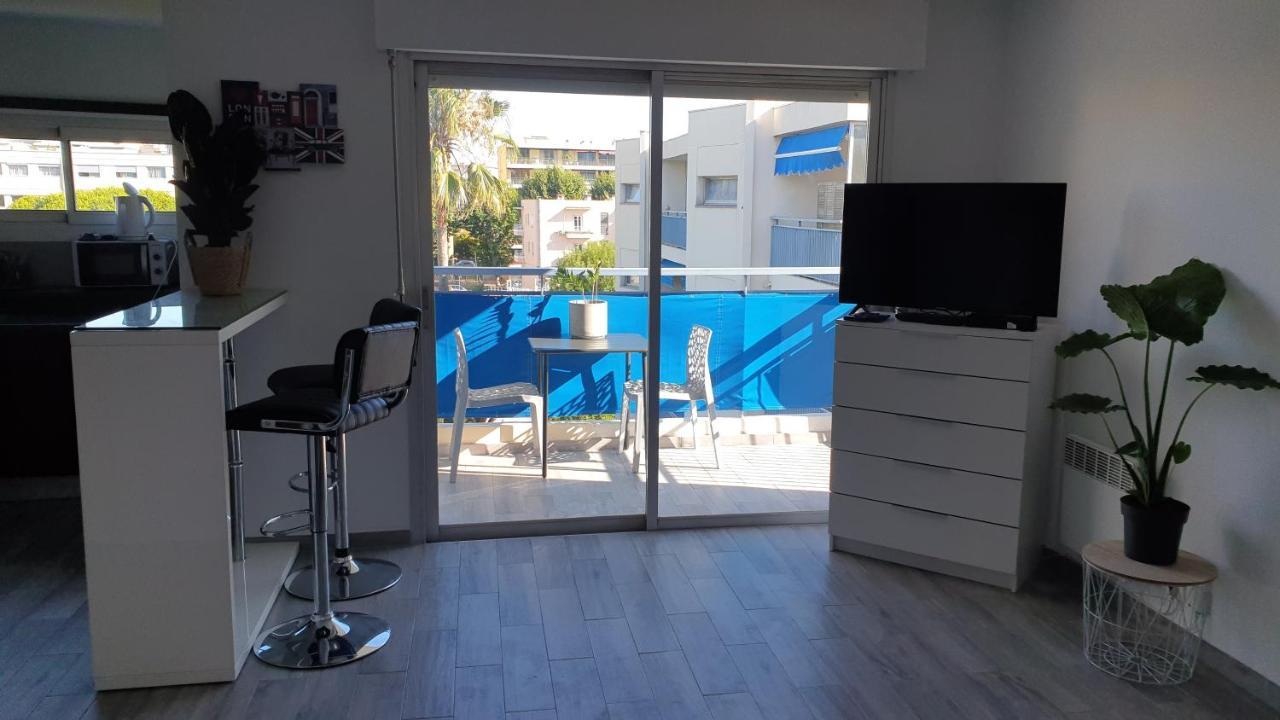 Aiguesmarines Apartment Cagnes-sur-Mer Bagian luar foto